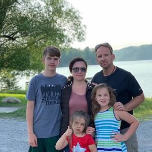 Meet your Posher, Mickey